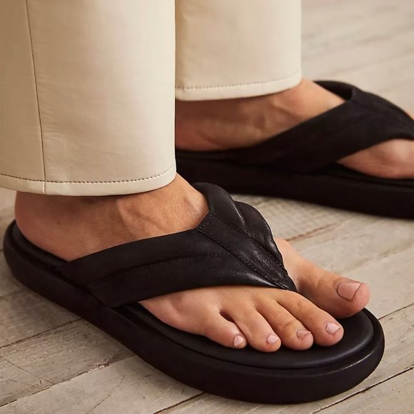 Free People Wonderland Thong Sandals - Picture 1 of 5